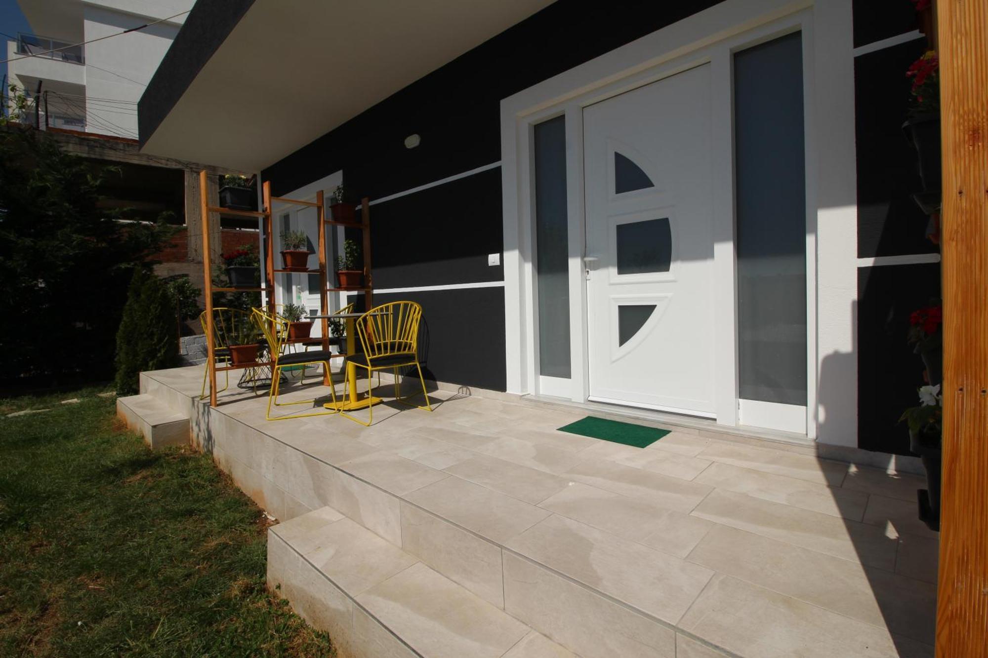 Alis Apartments Sarandë Exterior foto