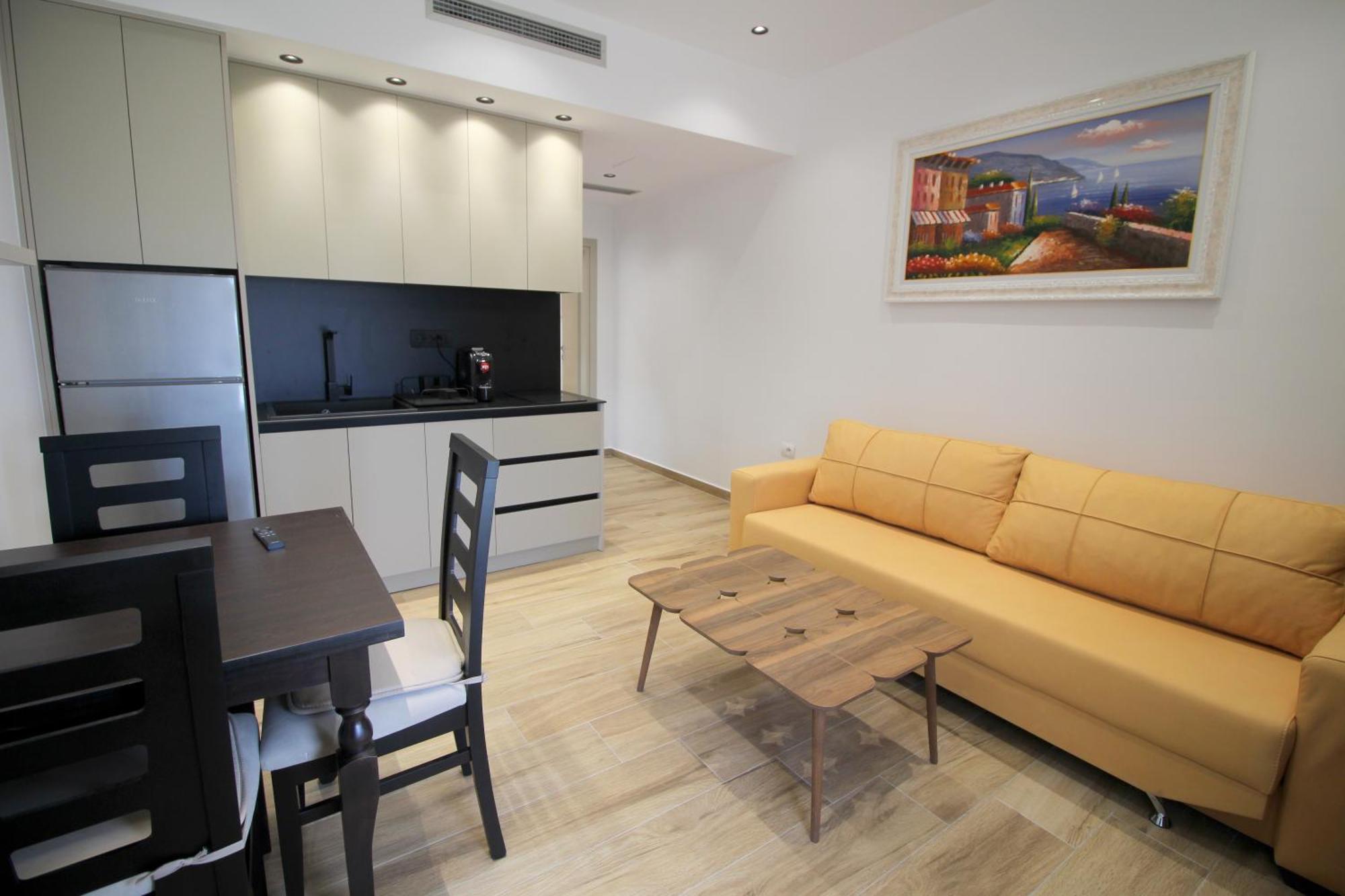 Alis Apartments Sarandë Exterior foto